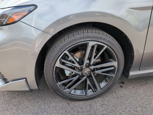 Used 2026 Toyota Camry XSE AWD/4WD image 9