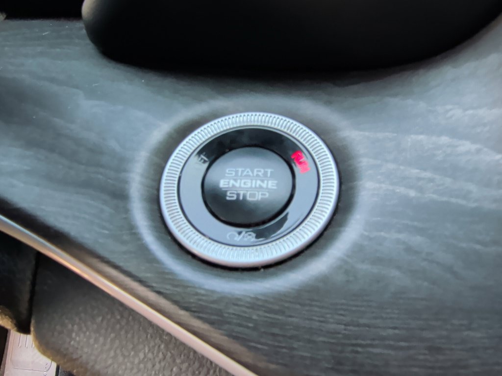 Used 2024 Jeep Grand Cherokee Limited RWD image 24