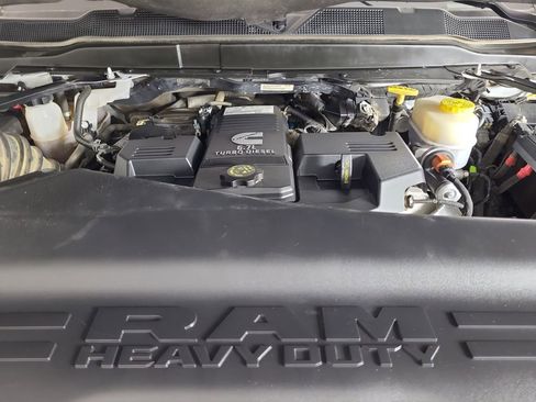 Used 2024 RAM 3500 Tradesman w/ Chrome Appearance Group image 23