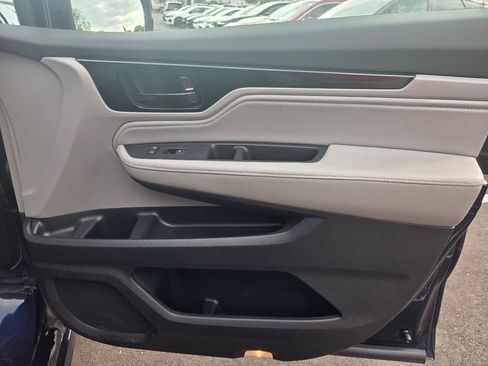 Used 2023 Honda Odyssey Touring image 31