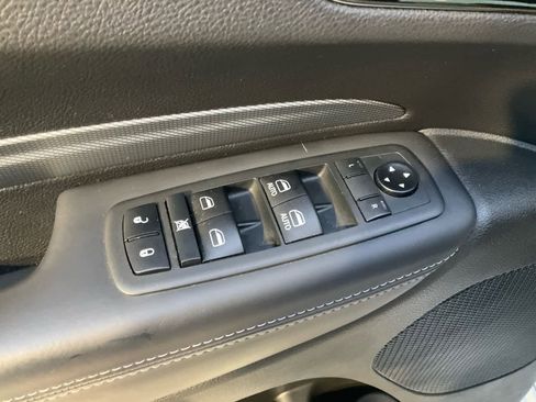 Used 2020 Dodge Durango R/T w/ Blacktop Package AWD/4WD image 17