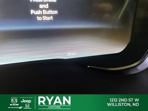 New 2026 RAM 2500 Laramie AWD/4WD image 10
