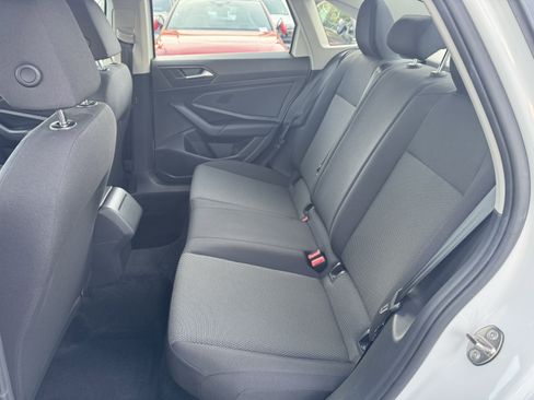 Used 2020 Volkswagen Jetta S image 31