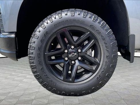 Used 2022 Chevrolet Silverado 1500 LT Trail Boss w/ Bed Protection Package AWD/4WD image 21