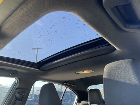 Used 2020 Toyota Corolla SE image 12