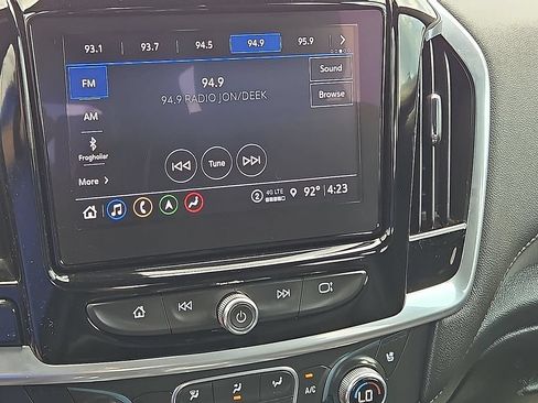 Used 2022 Chevrolet Traverse High Country FWD image 15