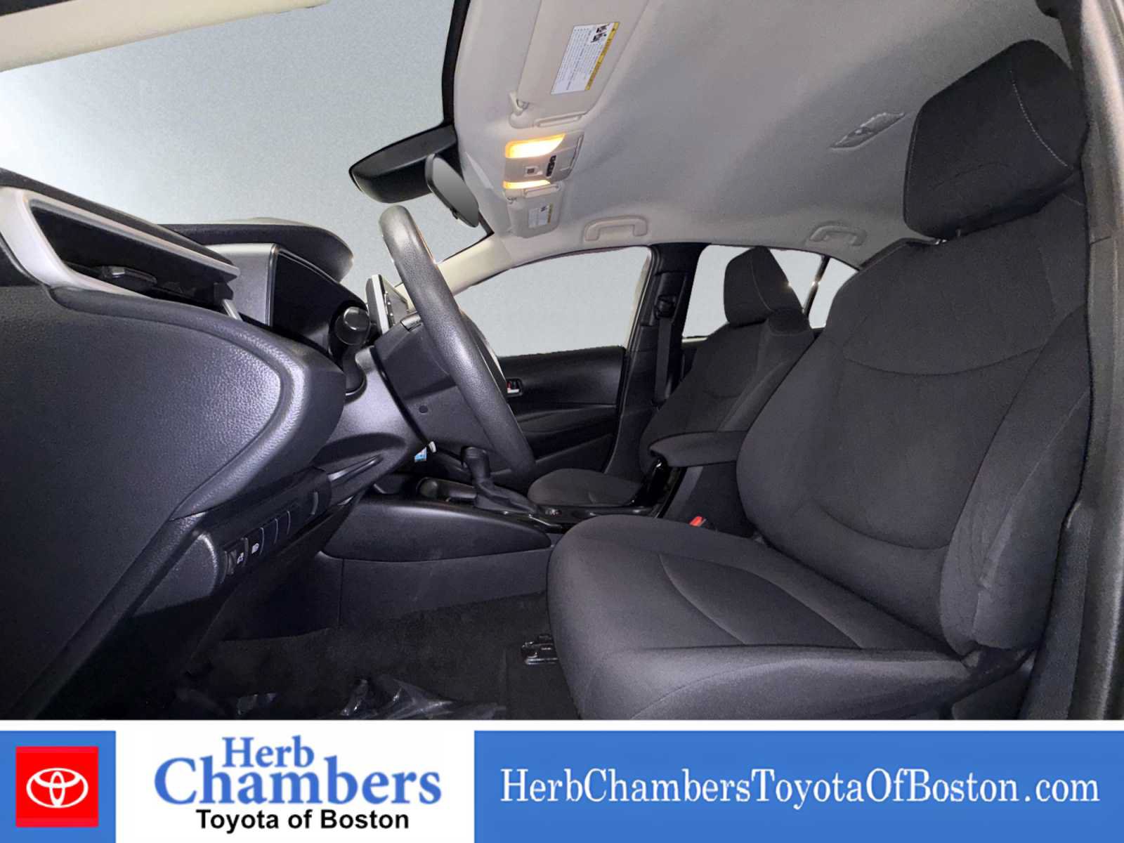 Used 2020 Toyota Corolla LE FWD image 7