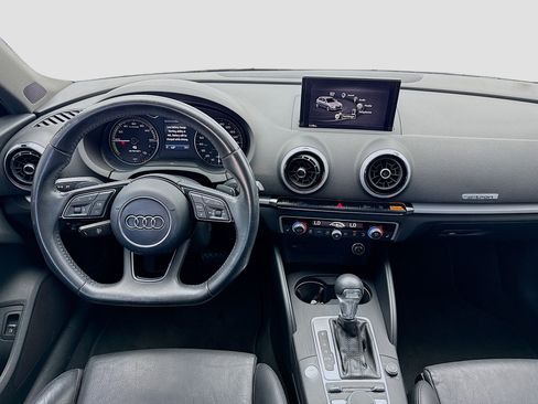 Used 2018 Audi A3 e-tron Premium image 15