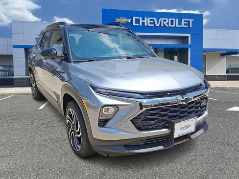New 2026 Chevrolet TrailBlazer RS w/ Driver Confidence Package AWD/4WD image 2