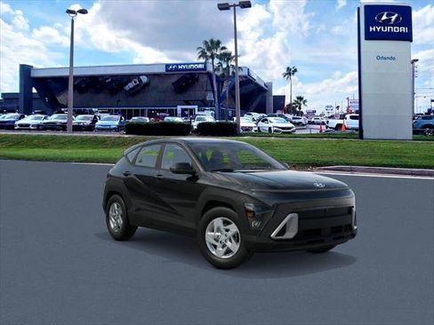 New 2026 Hyundai Kona SE image 2