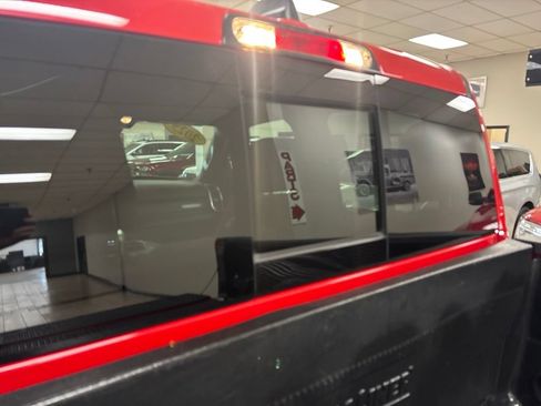 Used 2025 RAM 1500 Big Horn AWD/4WD image 28