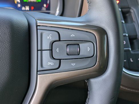 Used 2024 Chevrolet Suburban High Country image 26