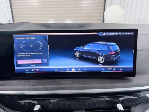 Used 2024 BMW X7 xDrive40i w/ M Sport Package AWD/4WD image 17