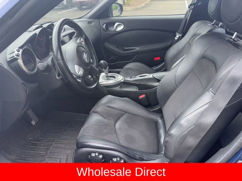 Used 2013 Nissan 370Z Touring w/ Sport Pkg RWD image 9