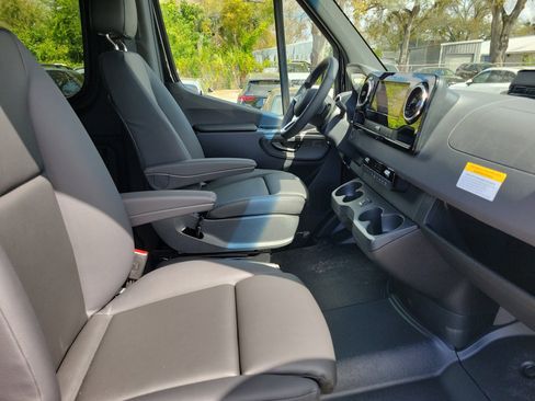 New 2026 Mercedes-Benz Sprinter 2500 image 22