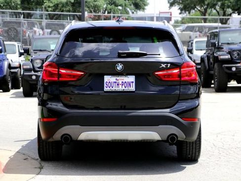 Used 2017 BMW X1 xDrive28i AWD/4WD image 6
