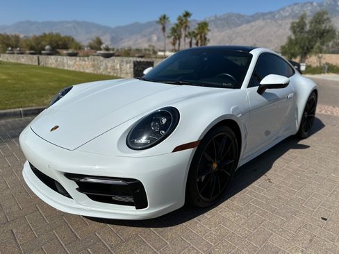 Used 2021 Porsche 911 Carrera RWD image 7
