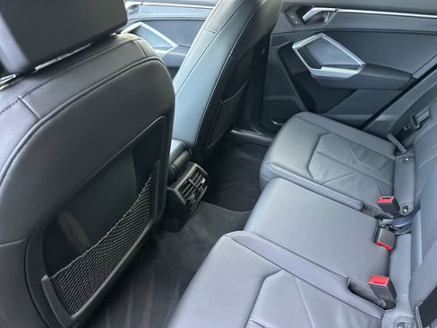 Used 2025 Audi Q3 2.0T Premium w/ Convenience Package AWD/4WD image 4