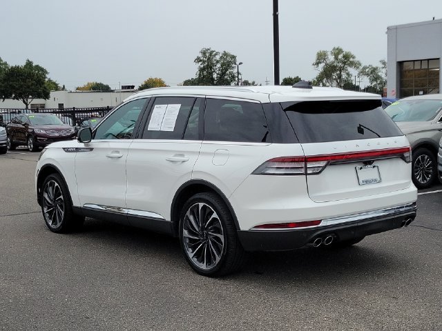 Used 2025 Lincoln Aviator Reserve w/ Equipment Group 201A AWD/4WD image 3