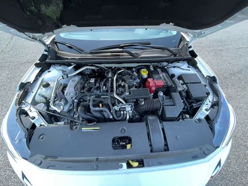 Used 2025 Nissan Sentra SV FWD image 31