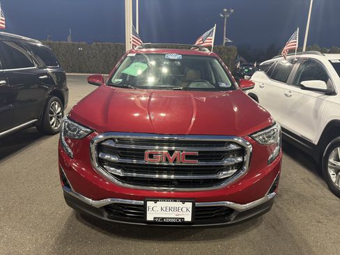 Used 2018 GMC Terrain SLT w/ Preferred Package image 2