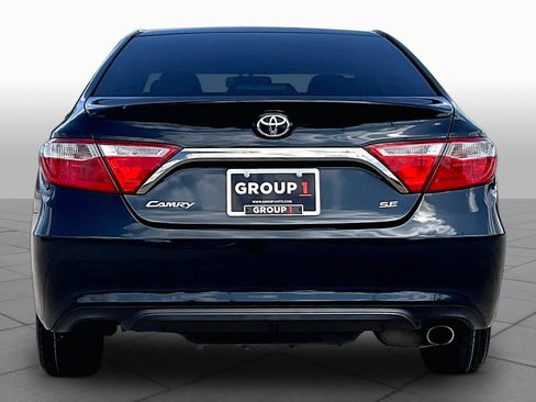 Used 2017 Toyota Camry LE FWD image 4