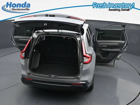 Used 2025 Honda CR-V LX image 45