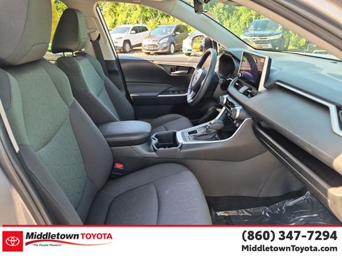 Certified 2023 Toyota RAV4 XLE w/ Convenience Package AWD/4WD image 37