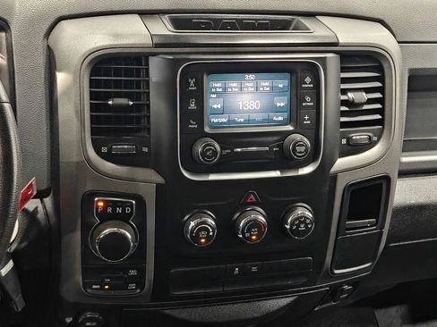 Used 2019 RAM 1500 ST w/ SXT Plus Group AWD/4WD image 6
