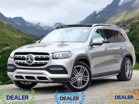 Used 2022 Mercedes-Benz GLS 450 4MATIC image 2