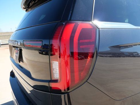 New 2026 Ford Expedition Max Platinum w/ Driver's Package image 9