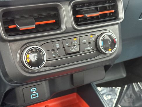 Used 2024 Ford Maverick XLT image 28