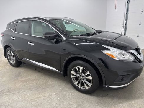 Used 2017 Nissan Murano SL image 3