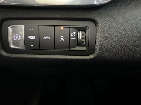 New 2026 GMC Acadia Denali Ultimate w/ LPO, Floor Liner Package image 18