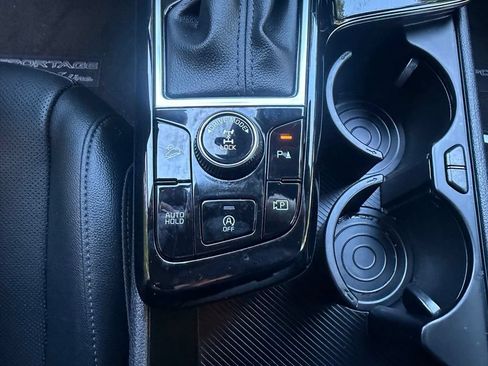 Certified 2025 Kia Sportage X-Line w/ Premium Package AWD/4WD image 23