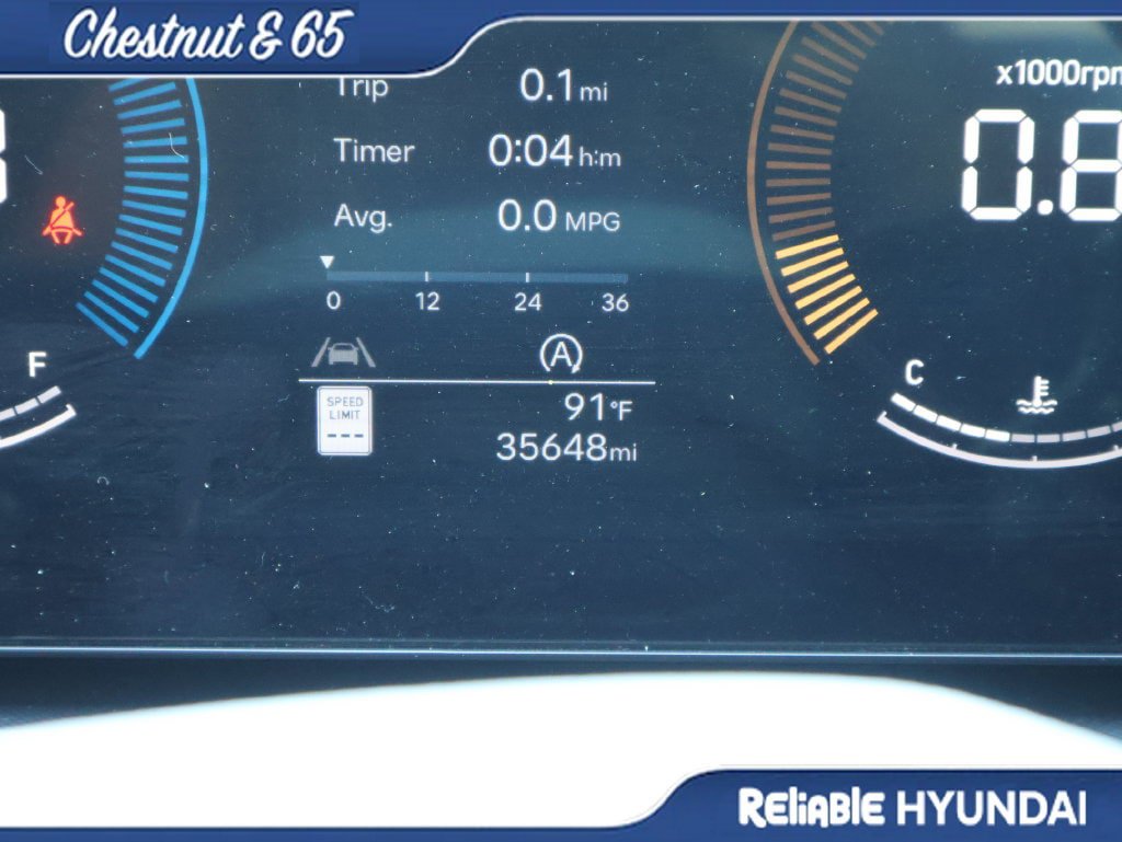 Used 2024 Hyundai Santa Fe SE FWD image 31