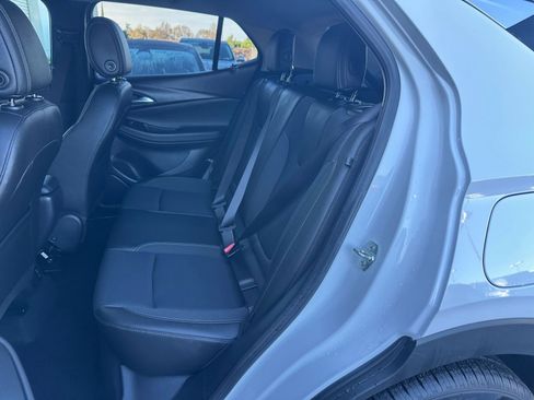 Used 2025 Buick Encore GX Preferred image 37