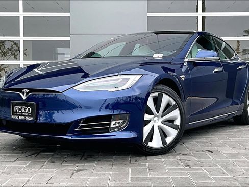 Used 2021 Tesla Model S Long Range image 1
