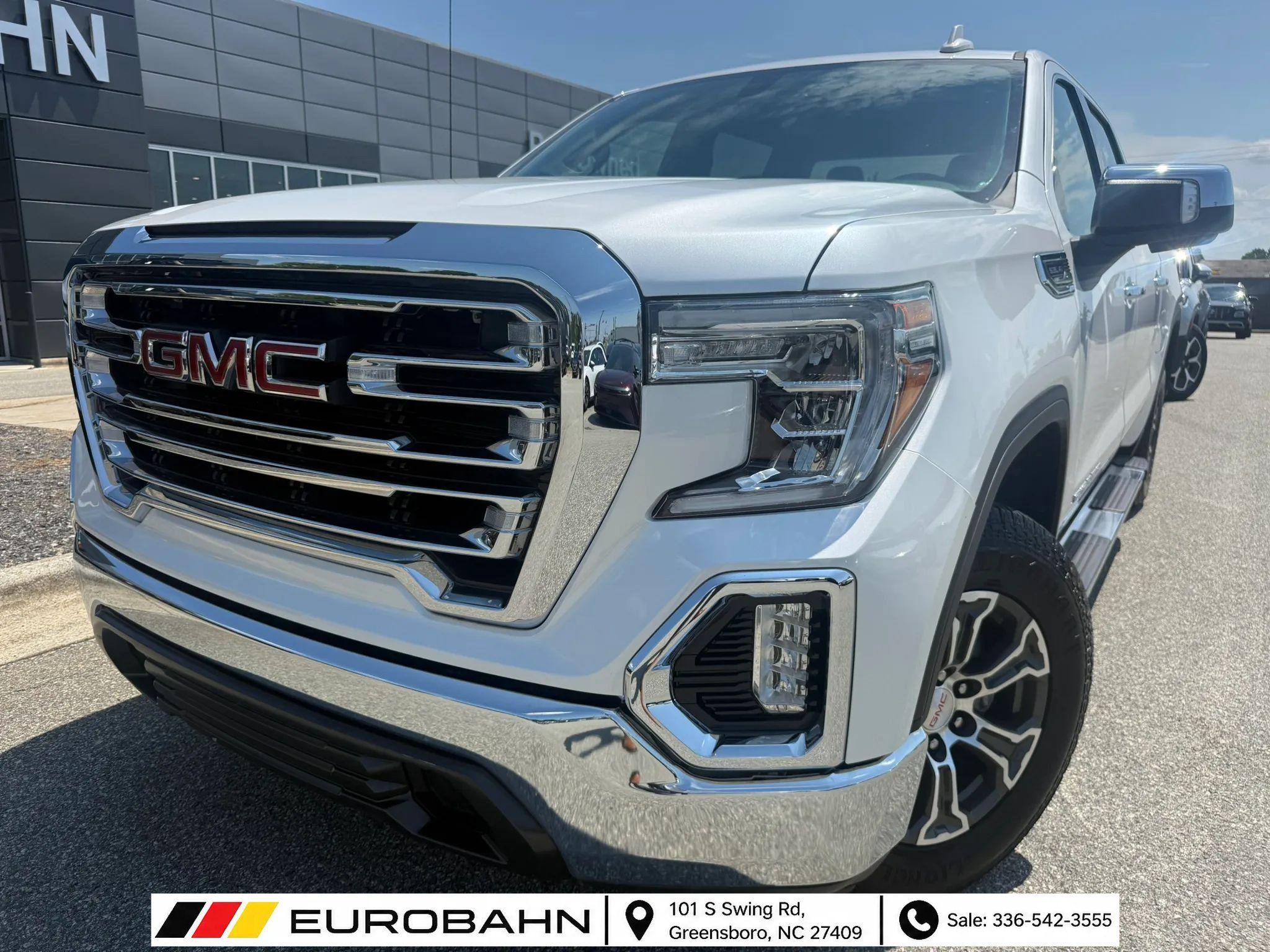 Used 2021 GMC Sierra 1500 SLT RWD image 1