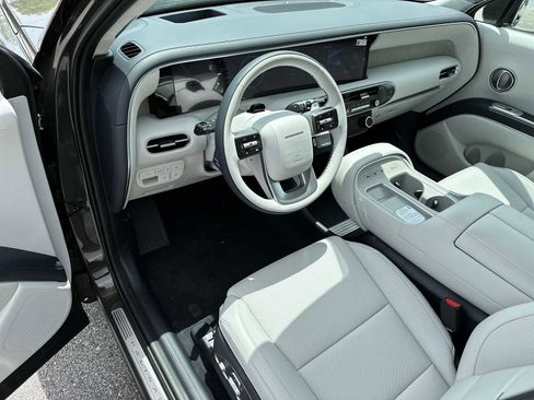 New 2026 Hyundai Palisade Calligraphy FWD image 8