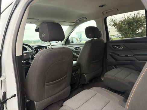 Used 2018 Chevrolet Traverse LT AWD/4WD image 42