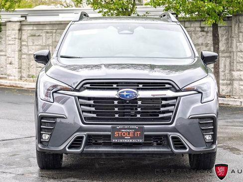 Used 2025 Subaru Ascent Touring AWD/4WD image 16