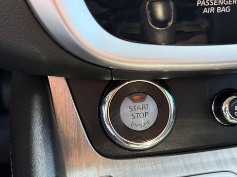 Used 2015 Nissan Murano Platinum w/ Platinum Technology Package AWD/4WD image 34