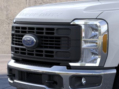 New 2026 Ford F350 XL AWD/4WD image 17