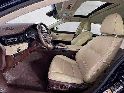 Used 2018 Lexus ES 350 w/ Navigation System Package FWD image 12