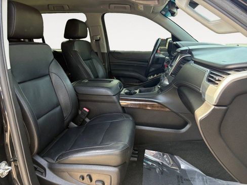 Used 2017 Chevrolet Suburban LT AWD/4WD image 13