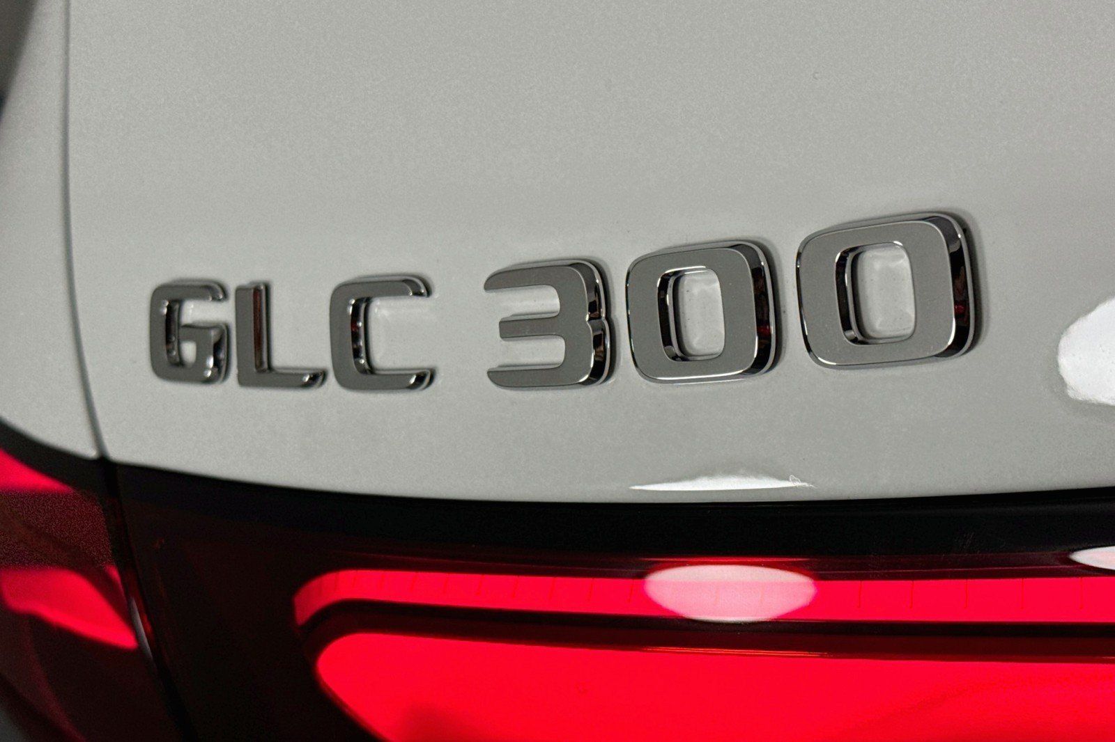 Certified 2026 Mercedes-Benz GLC 300 image 9