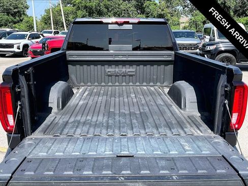 Used 2025 GMC Sierra 1500 Denali Ultimate AWD/4WD image 16