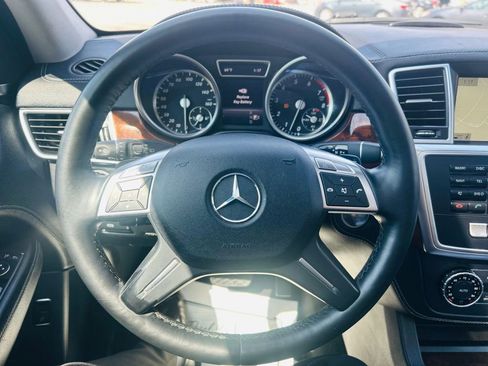 Used 2014 Mercedes-Benz ML 550 4MATIC image 30