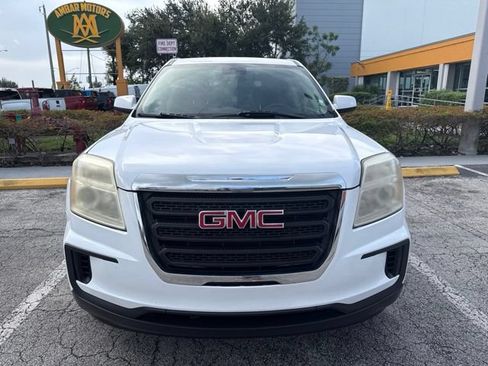 Used 2017 GMC Terrain SLE FWD image 2